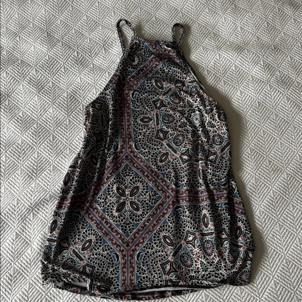 Patterned Tank Top - Picture 4 of 4
